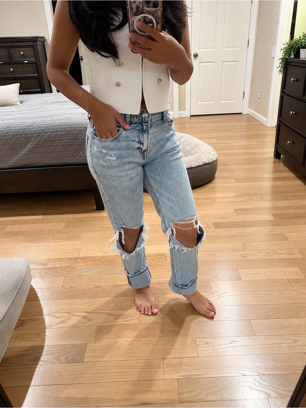 American Eagle Outfitters Light Blue Distressed Boyfriend Jeans